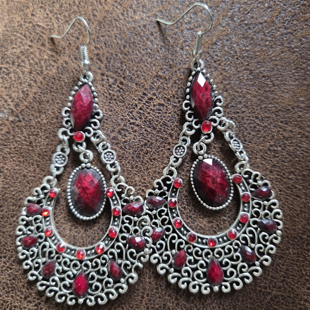 Elegant Red and Silver Filigree Earrings